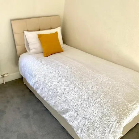 Modern 1 Bedroom Flat In Paddington London Exterior photo