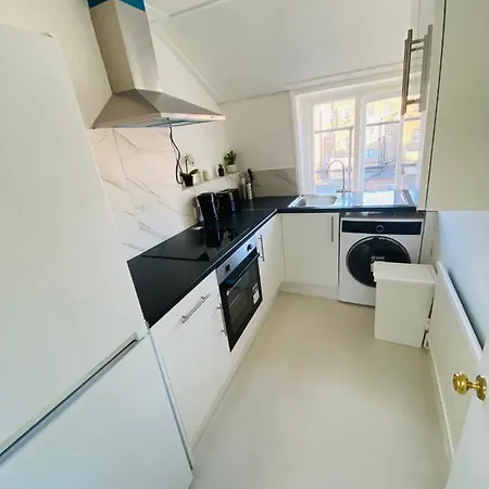 Modern 1 Bedroom Flat In Paddington London Exterior photo