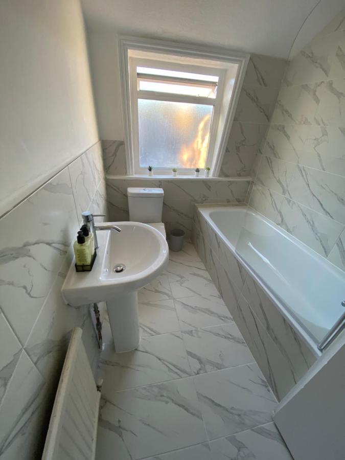 Modern 1 Bedroom Flat In Paddington Апартаменты *
